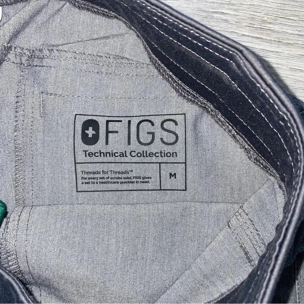 FIGS Axim Cargo Scrub Pant Men’s Medium Gray T2001 Technical Collection